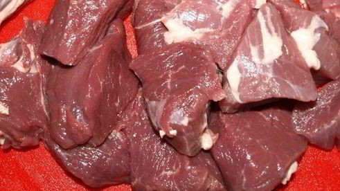 баранина, томленная в десертном вине