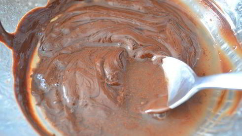 груши в шоколаде с миндалем ежики