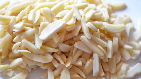 груши в шоколаде с миндалем ежики