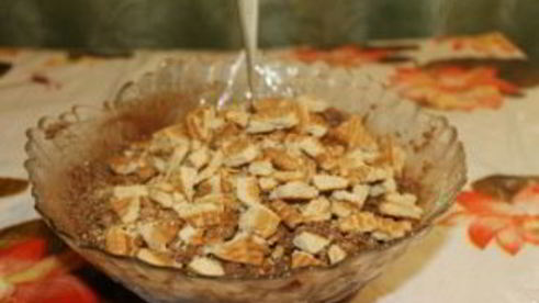 кондитерская колбаска со сгущенкой