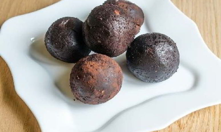 Рецепт домашних конфет с черносливом