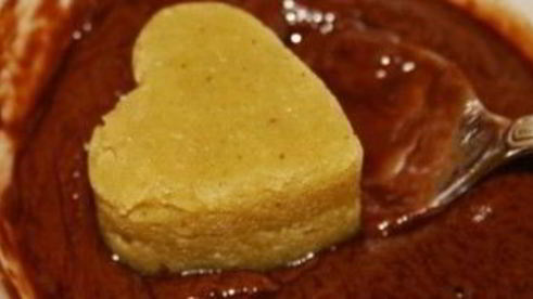 конфеты в виде сердца