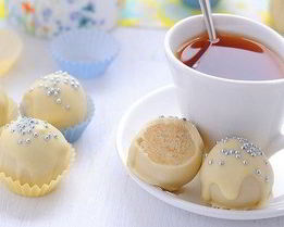 Миндальные конфеты в белом шоколаде