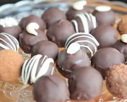 Шоколадные конфеты с орехами и коньяком