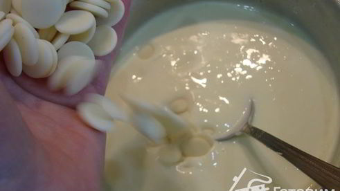 бисквит на желтках и заварной сметанный крем