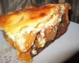 Брауни с абрикосами и творожным кремом