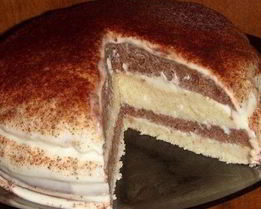 Домашний тортик на кефире со сметанным кремом