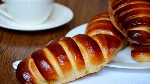 дрожжевые булочки с заварным кремом