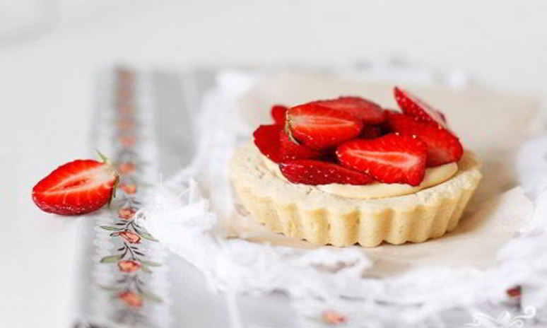 Рецепт корзиночек с заварным кремом и клубникой