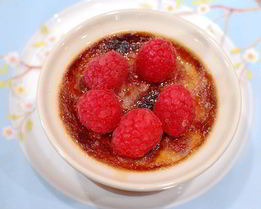Крем-брюле с малиной