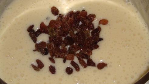 ленивые булочки с заварным кремом и изюмом