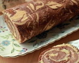 Мраморный рулет с бананово-шоколадным кремом