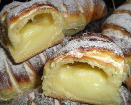Сдобная булочка Крем-де-Паризьен