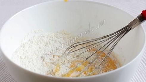 шоколадный рулет с кремом