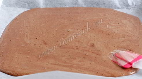 шоколадный рулет с кремом