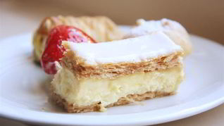 Слоеные полоски с кофейным кремом