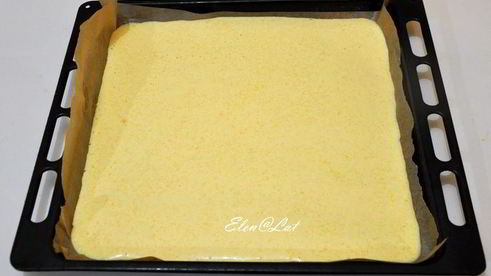 тыквенный рулет со сливочным кремом и карамельными яблочками