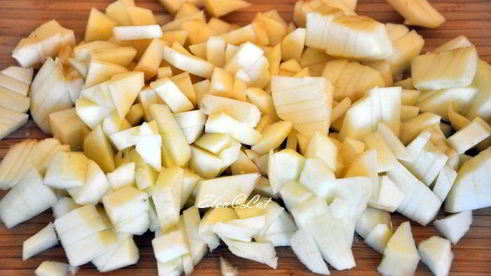 тыквенный рулет со сливочным кремом и карамельными яблочками