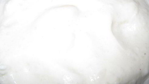 ванильный крем в шоколадных стаканчиках