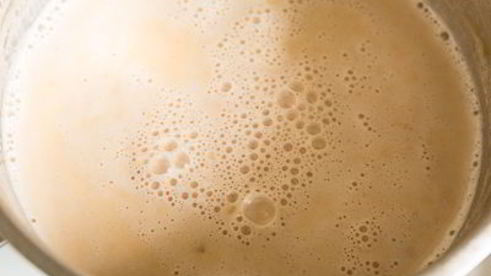 запеченный шоколадный крем с малиной