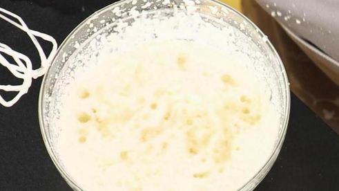 заварные булочки с кремом и клубникой