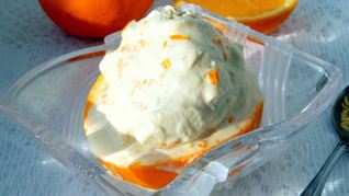 Апельсиновое мороженое с апельсинами