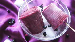 Чернично-йогуртовое мороженое