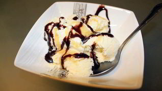 Домашнее сливочное мороженое