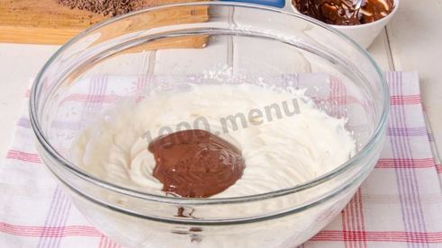 итальянский десерт шоколадное мороженое семифредо