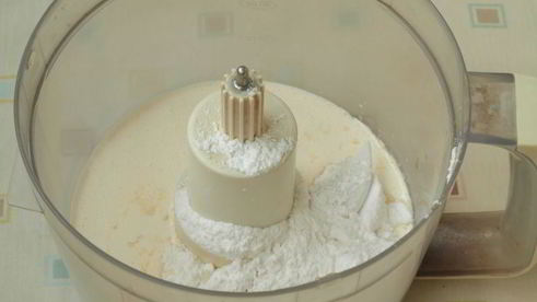 клубничное мороженое