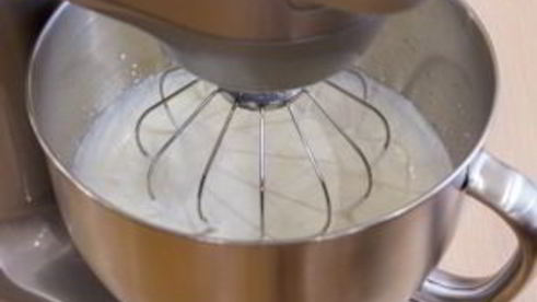 мороженое кофейно-сливочно-шоколадное