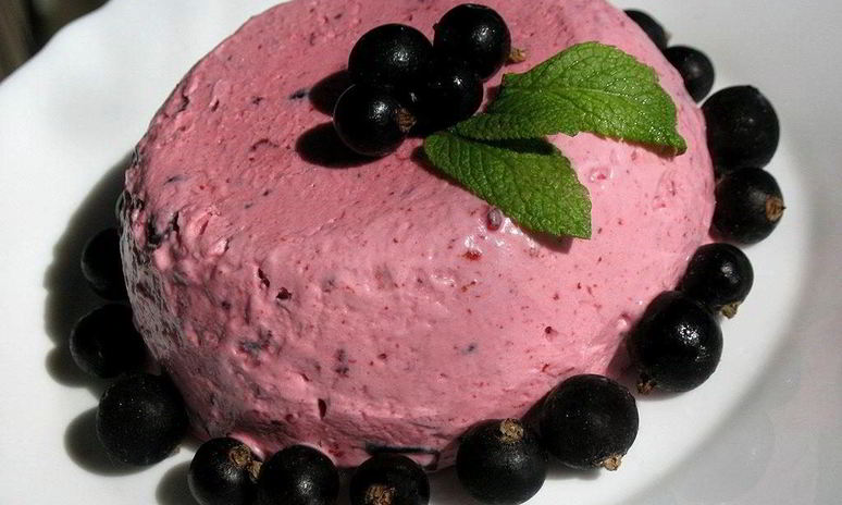 Рецепт мороженого с черной смородиной