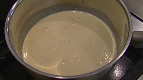 мороженое с инжиром и ягодами годжи