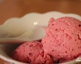 Мороженое с клюквой