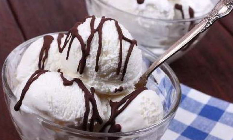 Рецепт мороженого с шоколадным узором