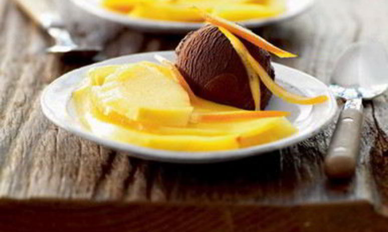 Рецепт шоколадного мороженого с манго