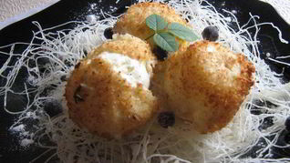 Жареное мороженое с фунчезой