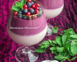 Бруснично-черничный мусс