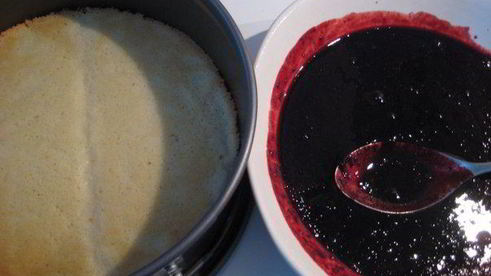 фиалковый торт-мусс с черникой весна в тулузе