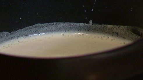 йогуртовый мусс с красной смородиной