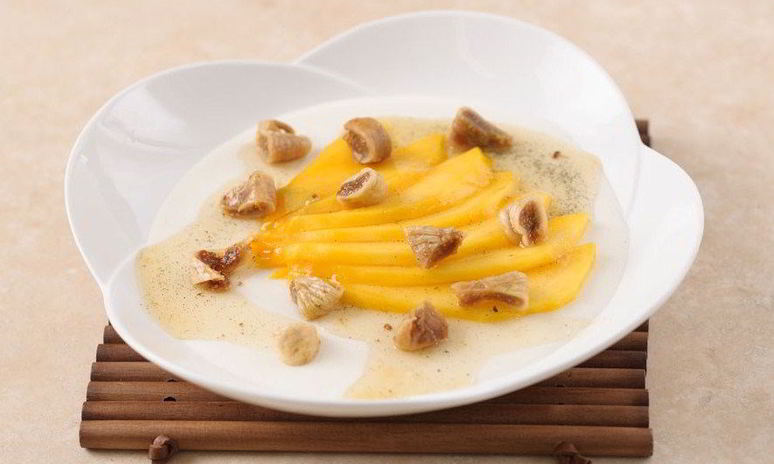 Рецепт мусса личи с манго в саке