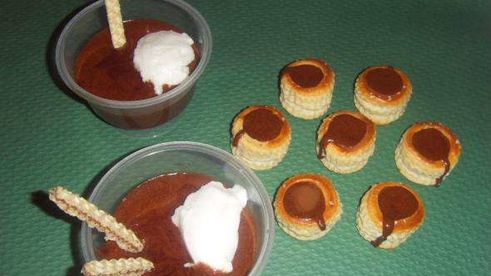 шоколадный мусс с бисквитом