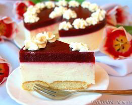 Торт-мусс Клубника на сливках без выпечки