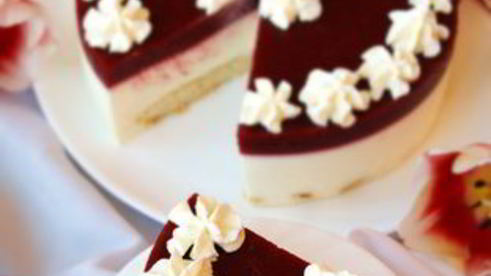 торт-мусс клубника на сливках без выпечки