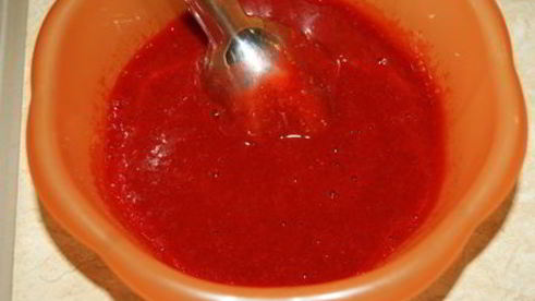 торт-мусс клубника на сливках без выпечки