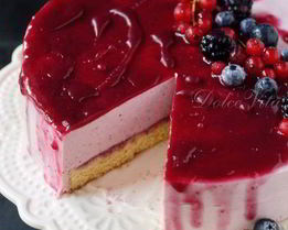 Торт-мусс с черной смородиной