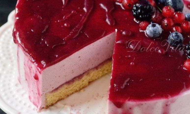 Рецепт торта-мусса с черной смородиной