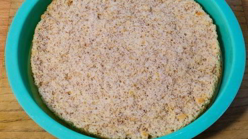 торт-мусс с клюквой и пралине