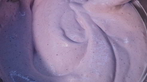 торт-мусс с клюквой и пралине