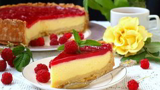 Творожный чизкейк с малиновым муссом